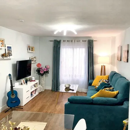 Comfortable House In With Terrace