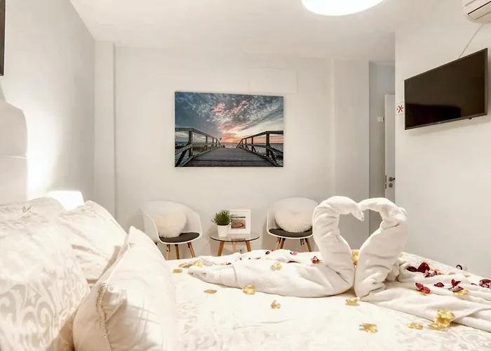 Comfortable House In With Terrace Fuengirola