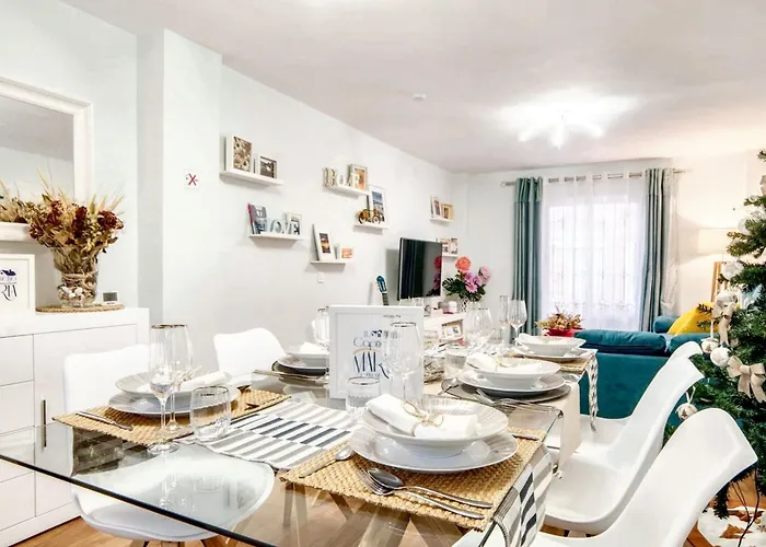 Comfortable House In With Terrace Сasa de vacaciones *